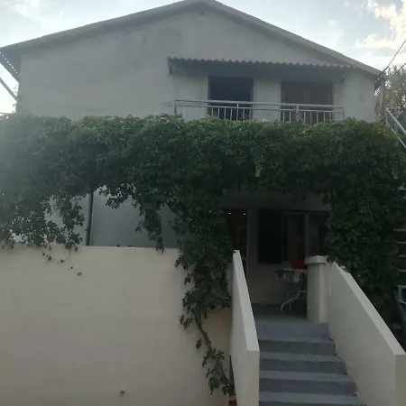 Ferienhaus Little House In Olive Grove *