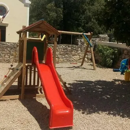 Little House In Olive Grove Holiday home *